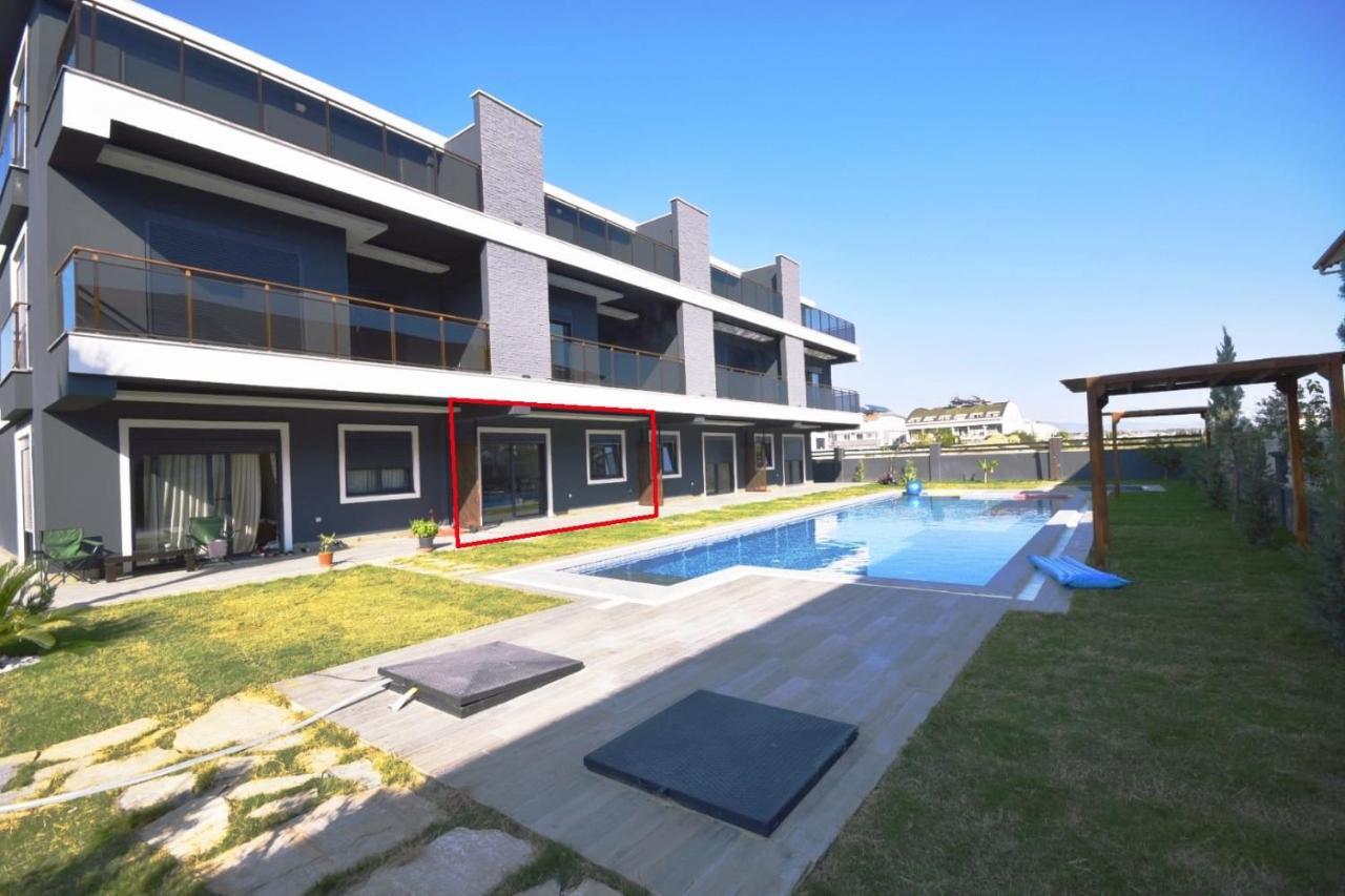 Mali Garden * Side